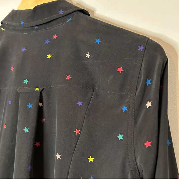 Rails Kate Star Print Silk Blouse In Rainbow Stars Black - Picture 7 of 9
